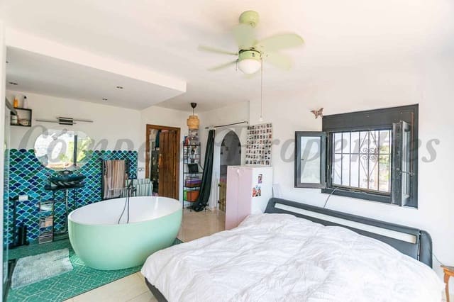 3 Zimmer Finca/Landgut zu verkaufen in Torrox Pueblo, Torrox mit Pool - 475.000 € (Ref: 10075958)