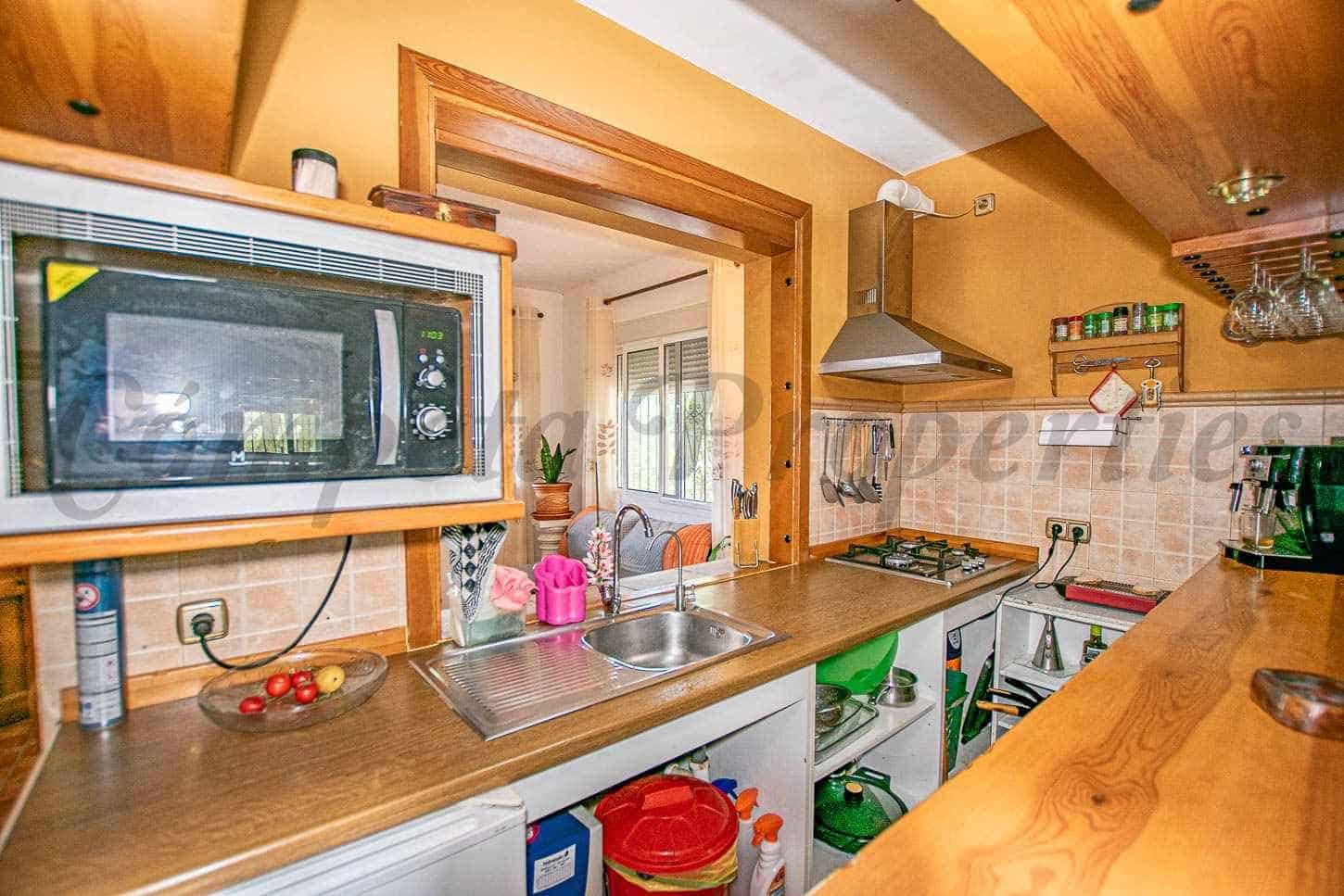 3 sypialnia Finka/Dom wiejski na sprzedaż w Sayalonga z basenem garażem - 365 000 € (Ref: 10075959)