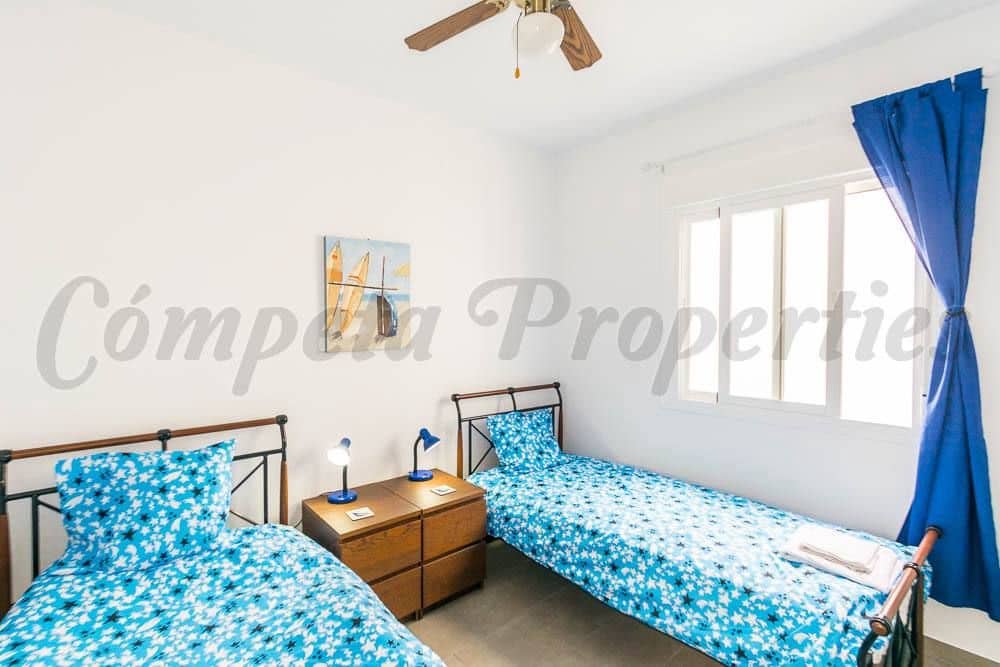 2 soverom Leilighet til leie i Torrox - € 700 (Ref: 10075960)