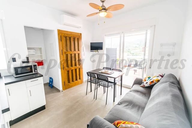 2 makuuhuone Huoneisto vuokrattavana paikassa Torrox Pueblo, Torrox - 700 € (Ref: 10075960)