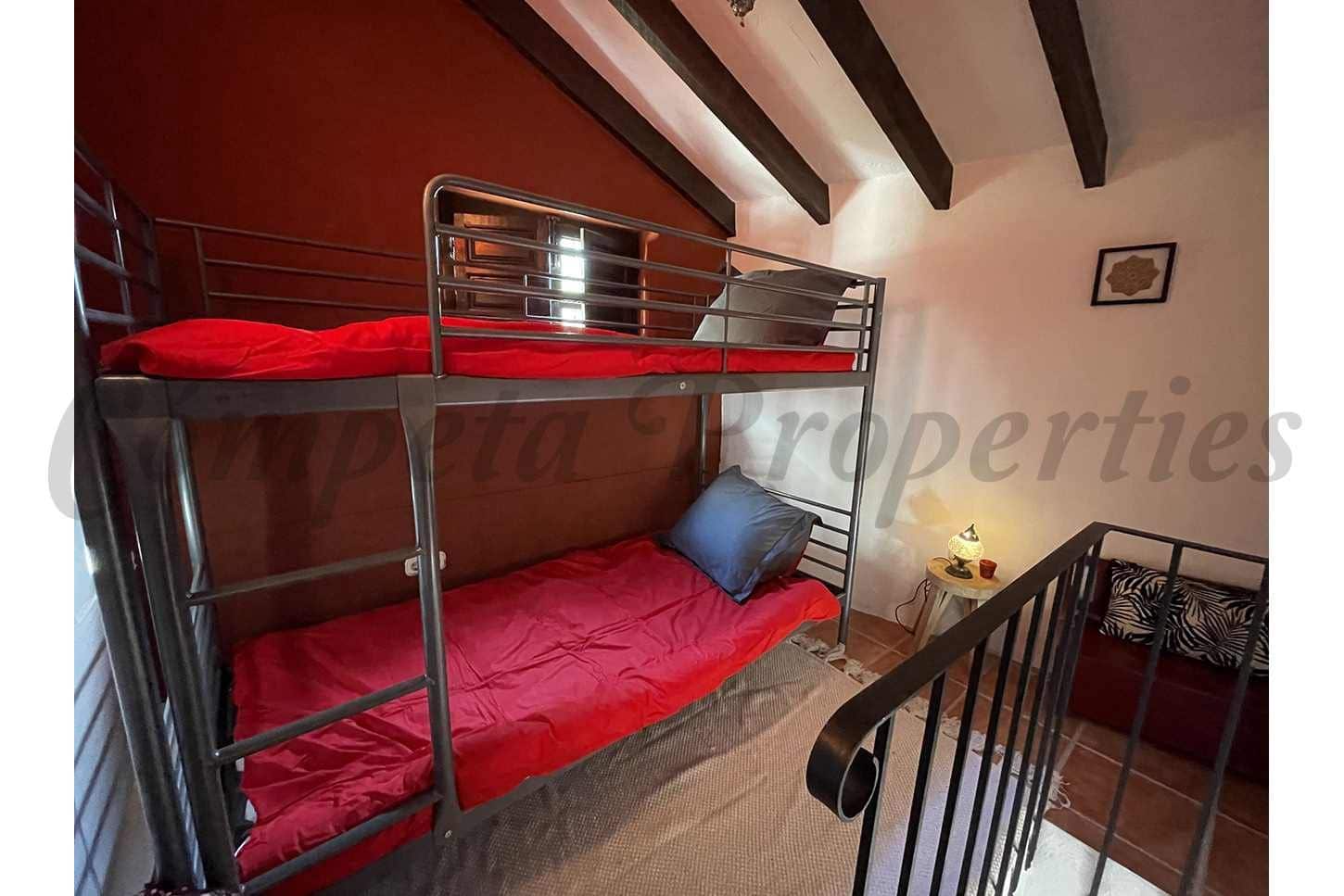3 quarto Quinta/Casa Rural para venda em Comares com garagem - 349 000 € (Ref: 10075961)