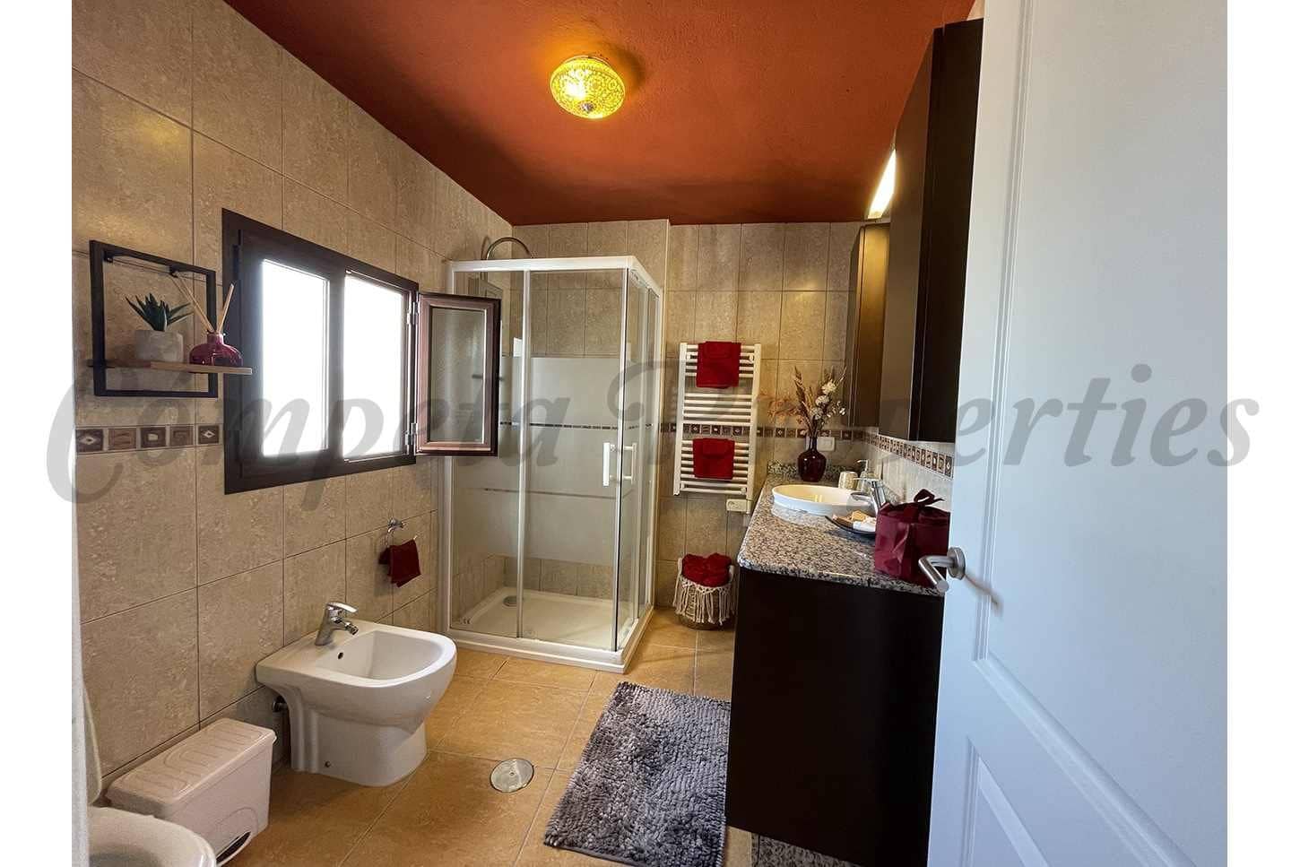 3 quarto Quinta/Casa Rural para venda em Comares com garagem - 349 000 € (Ref: 10075961)