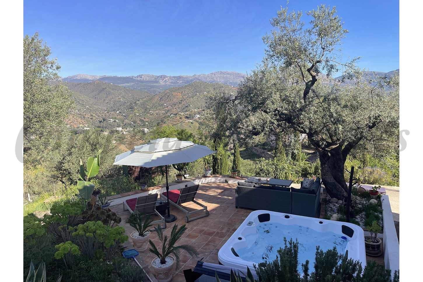 3 quarto Quinta/Casa Rural para venda em Comares com garagem - 349 000 € (Ref: 10075961)