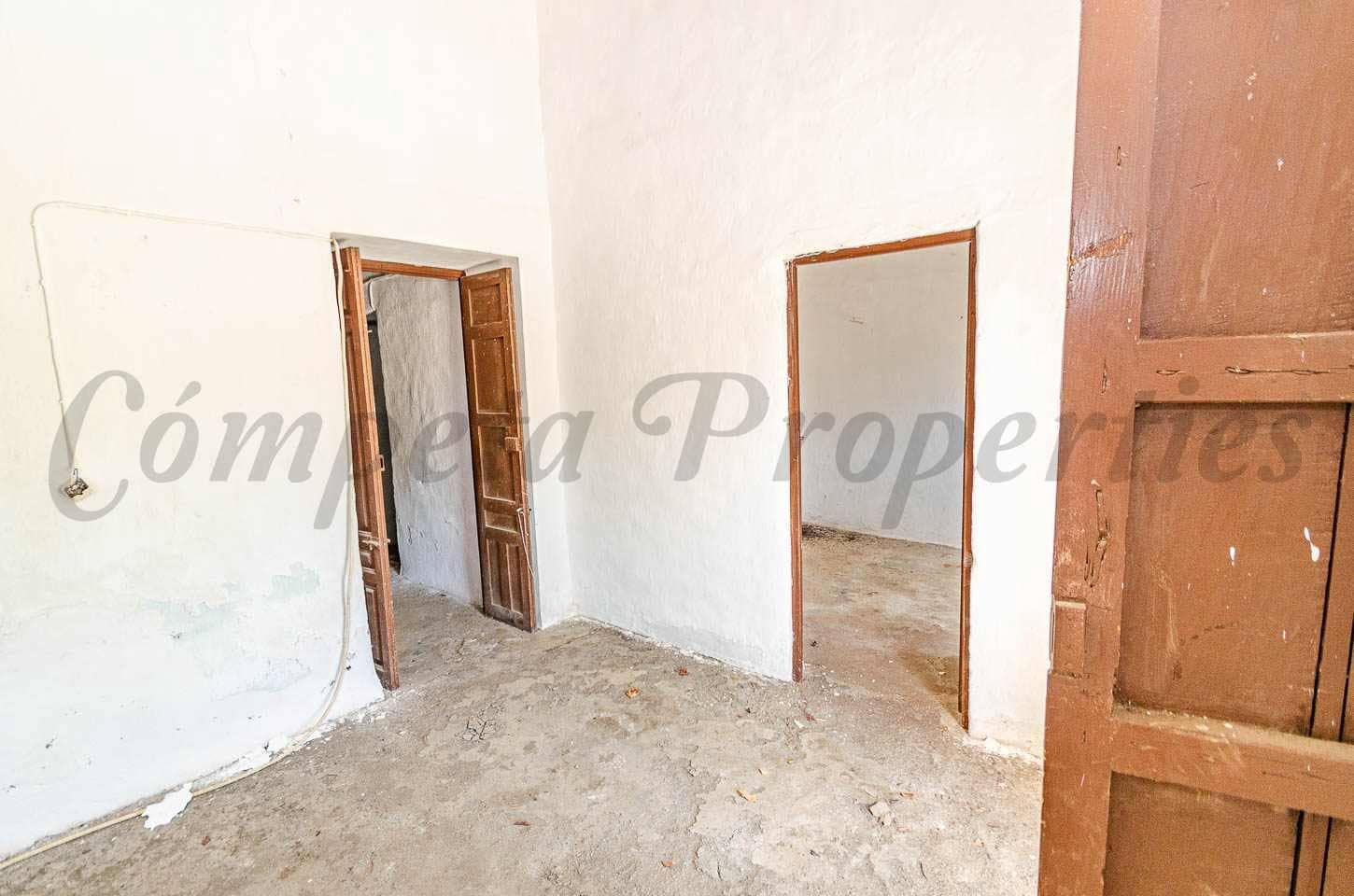 Finca/Casa Rural en Cómpeta en venta con piscina garaje - 480.000 € (Ref: 10075962)