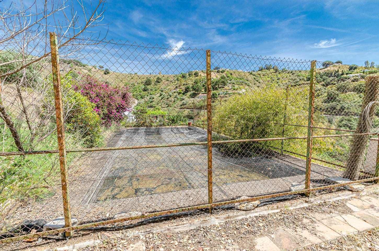 Finca/Casa Rural en Cómpeta en venta con piscina garaje - 480.000 € (Ref: 10075962)