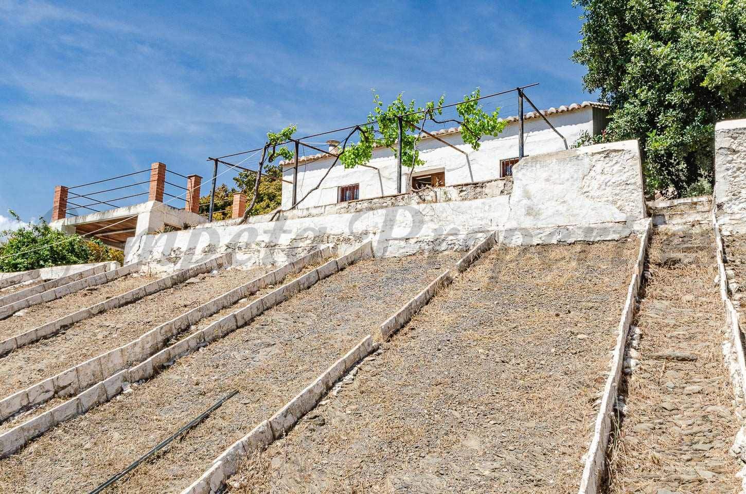 Finca/Casa Rural en Cómpeta en venta con piscina garaje - 480.000 € (Ref: 10075962)