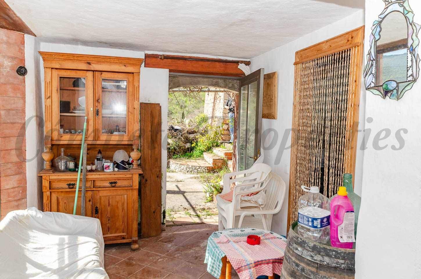 Finca/Casa Rural de 5 habitaciones en Cómpeta en venta - 187.000 € (Ref: 10075966)