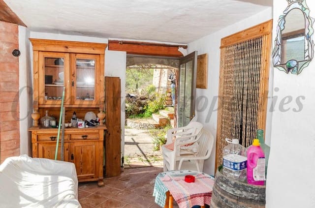 Finca/Casa Rural de 5 habitaciones en Cómpeta en venta - 187.000 € (Ref: 10075966)