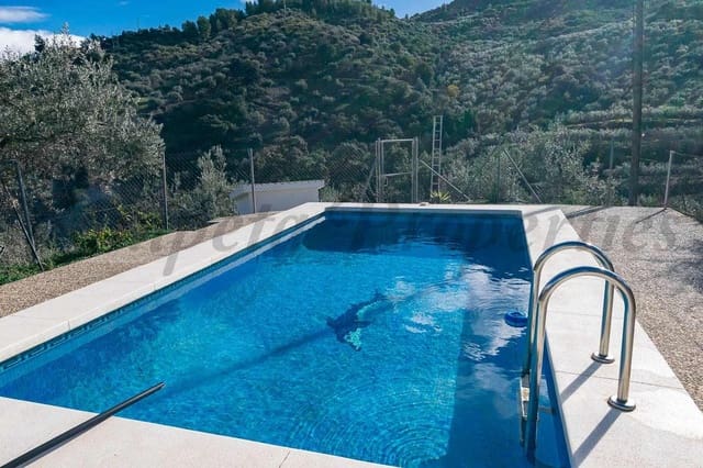 5 sypialnia Finka/Dom wiejski na sprzedaż w Comares z basenem garażem - 295 000 € (Ref: 10075968)
