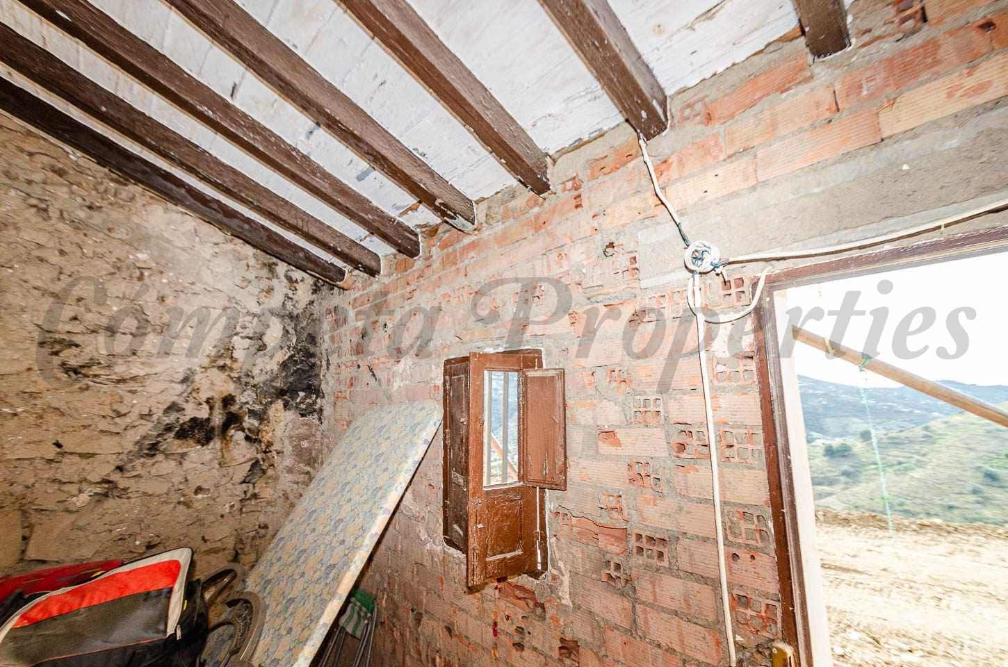 Finca/Casa Rural en Cómpeta en venta - 212.000 € (Ref: 10075969)