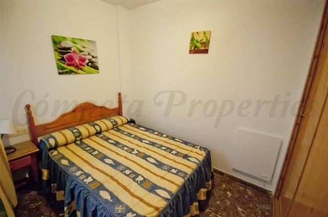 2 quarto Apartamento para arrendar em Torrox-Costa, Torrox com garagem - 800 € (Ref: 10075971)