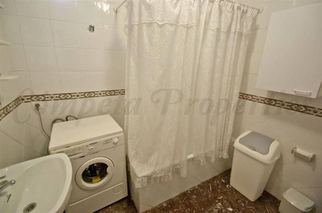 2 quarto Apartamento para arrendar em Torrox-Costa, Torrox com garagem - 800 € (Ref: 10075971)