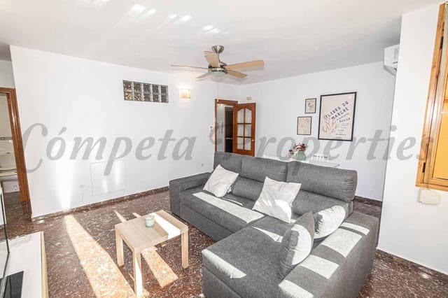 2 soveværelse Lejlighed til leje i Torrox-Costa, Torrox med garage - € 750 (Ref: 10075971)