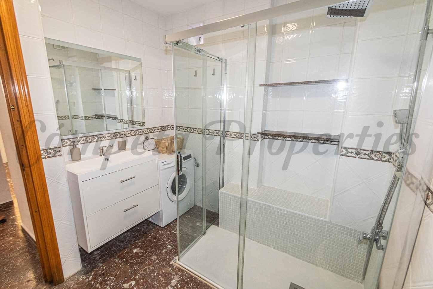 2 bedroom Apartment for rent in Torrox-Costa with garage - € 750 (Ref: 10075971)