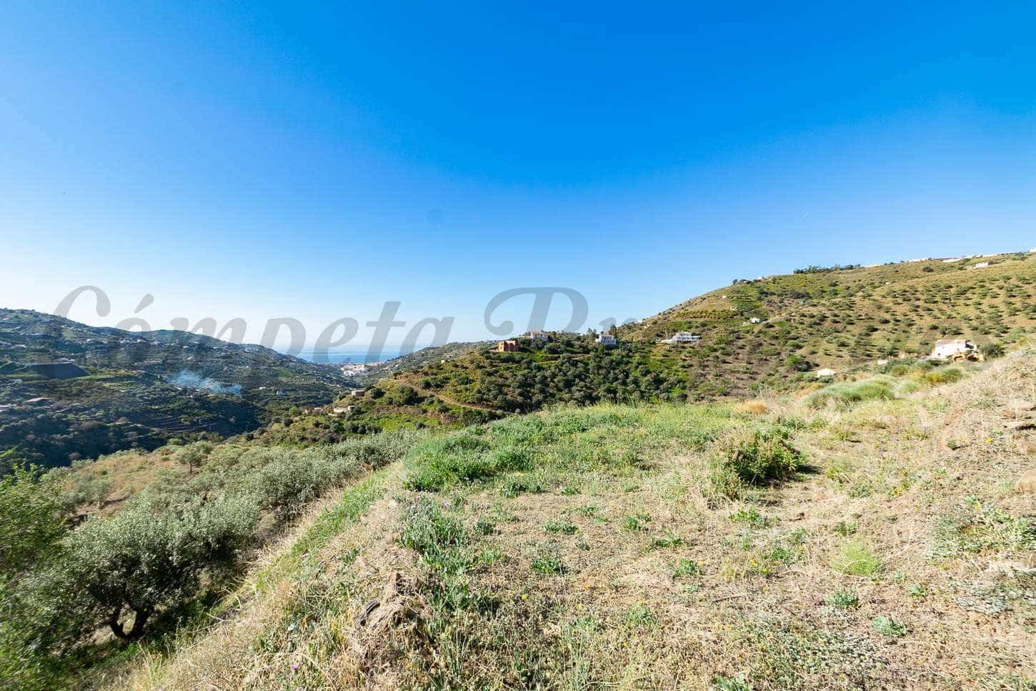 Ubebygd land til salgs i Torrox - € 33 000 (Ref: 10075973)