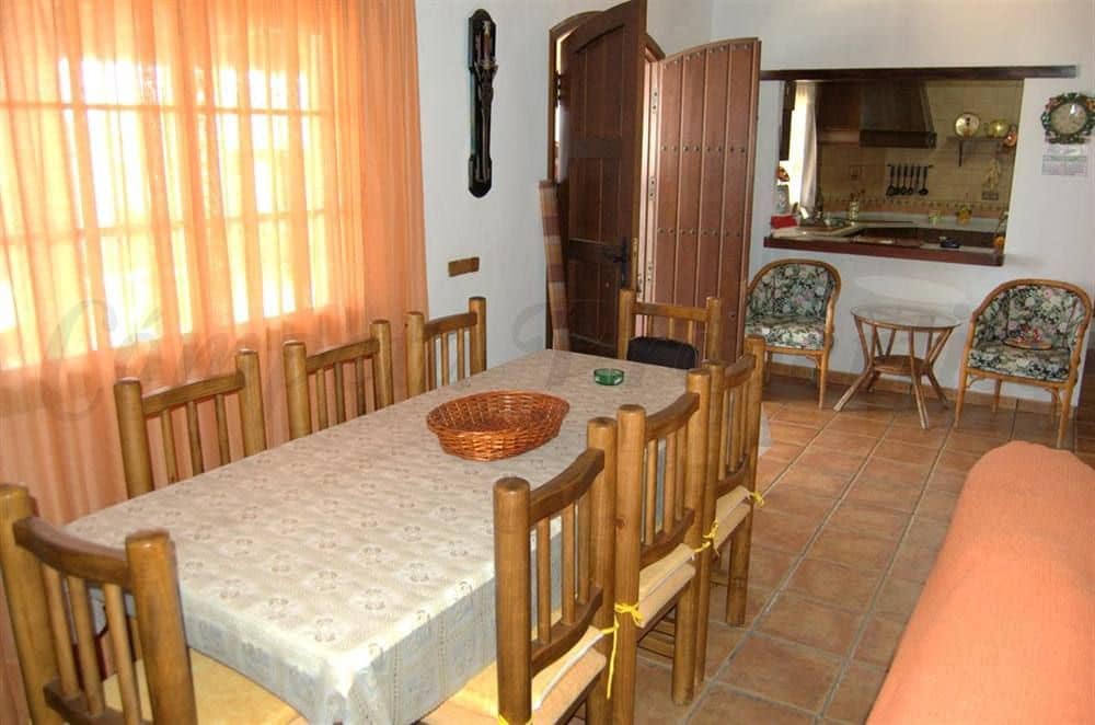 Finca/Maison de Campagne de 4 chambres de location de vacances à Torrox avec piscine garage - 1 700 € (Ref: 10075976)