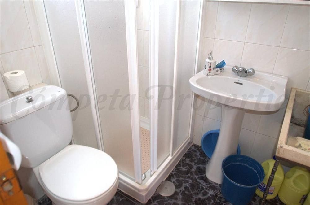 2 sypialnia Finka/Dom wiejski na sprzedaż w Sayalonga z garażem - 245 000 € (Ref: 10075979)