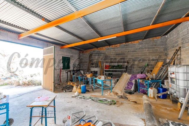 Grunde uden byggetilladelser til salg i Torrox Pueblo, Torrox - € 158.500 (Ref: 10075980)