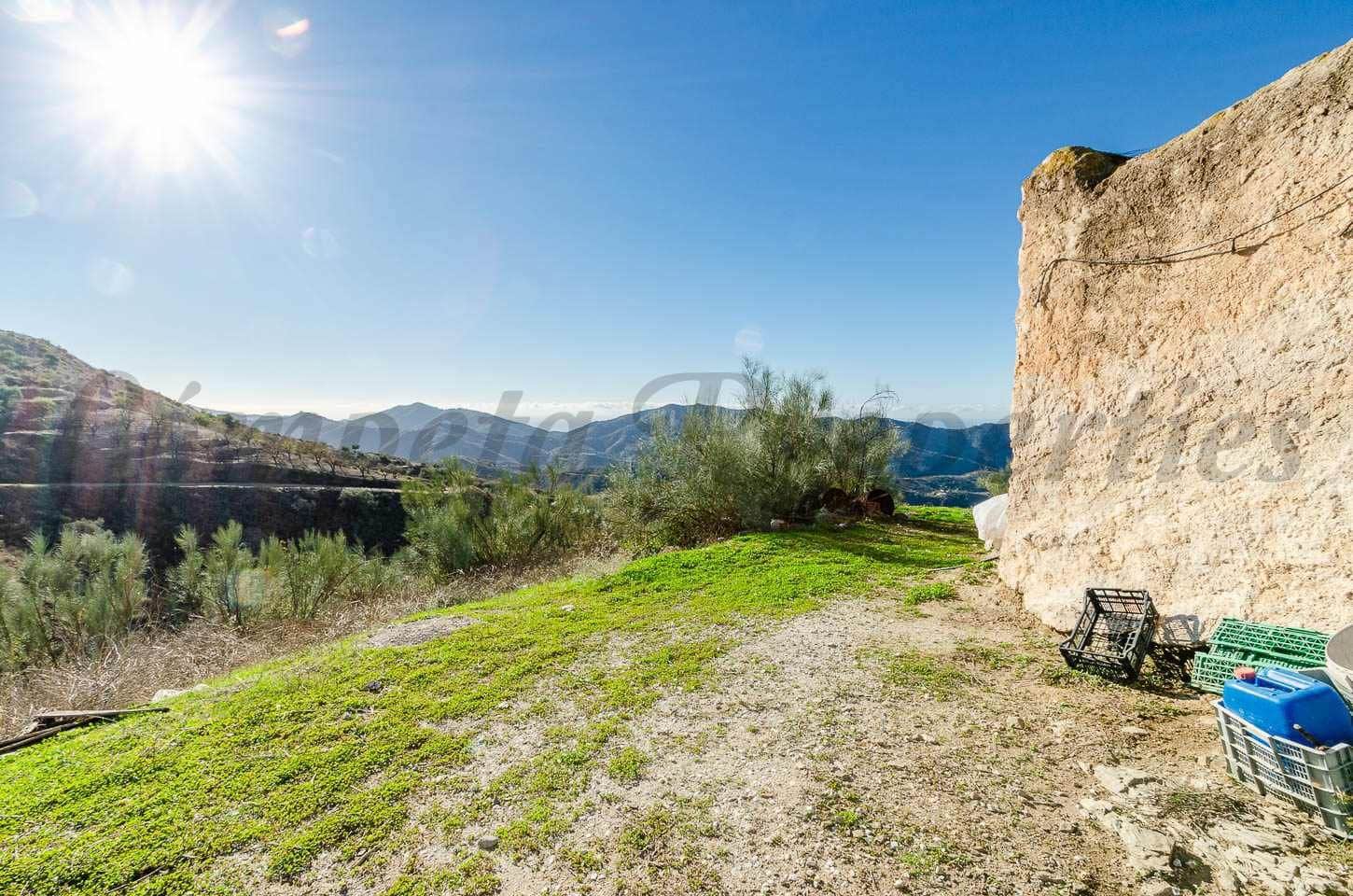 Finca/Country House for sale in Sedella - € 220,000 (Ref: 10075984)