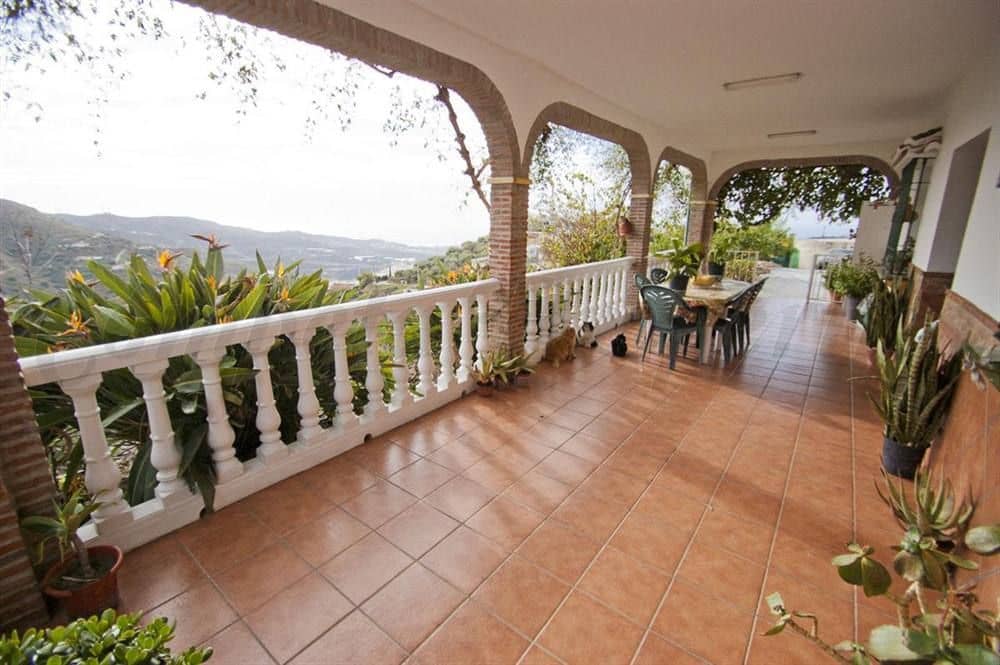 Finca/Maison de Campagne de 4 chambres de location de vacances à Torrox avec piscine - 1 200 € (Ref: 10075988)