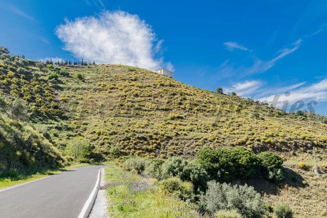 Grunde uden byggetilladelser til salg i Torrox Pueblo, Torrox - € 92.000 (Ref: 10075990)
