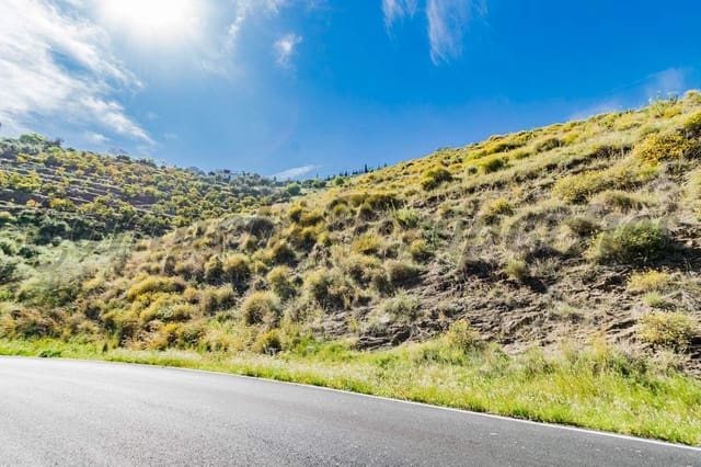 Grunde uden byggetilladelser til salg i Torrox Pueblo, Torrox - € 92.000 (Ref: 10075990)