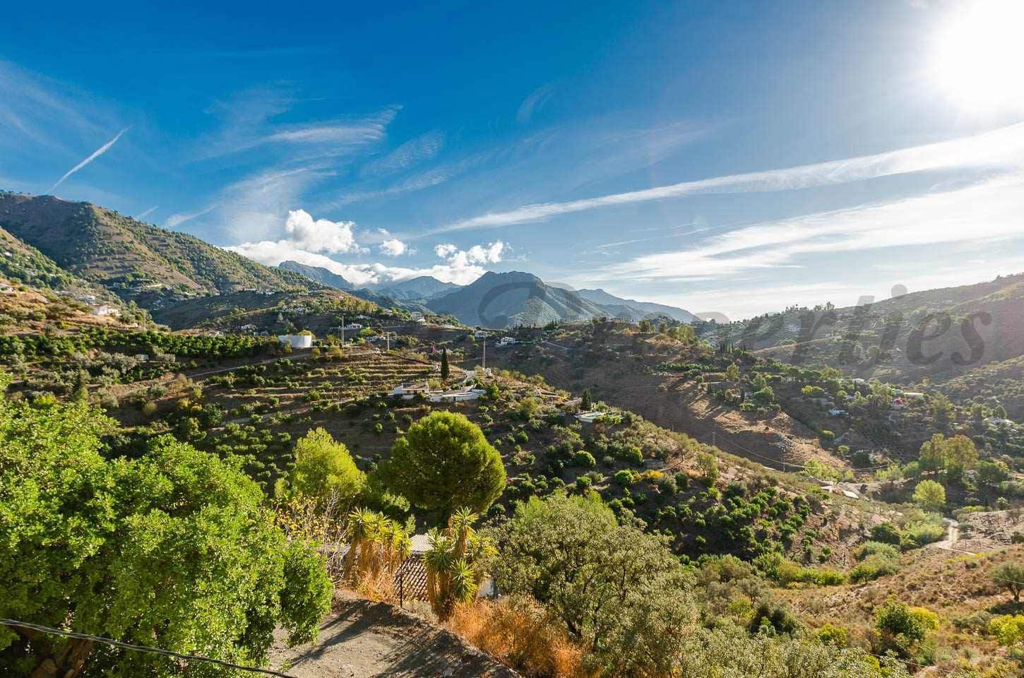 2 bedroom Finca/Country House for sale in Competa with pool garage - € 450,000 (Ref: 10075991)