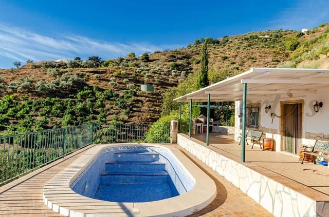 2 bedroom Finca/Country House for sale in Cómpeta with pool garage - € 450,000 (Ref: 10075991)