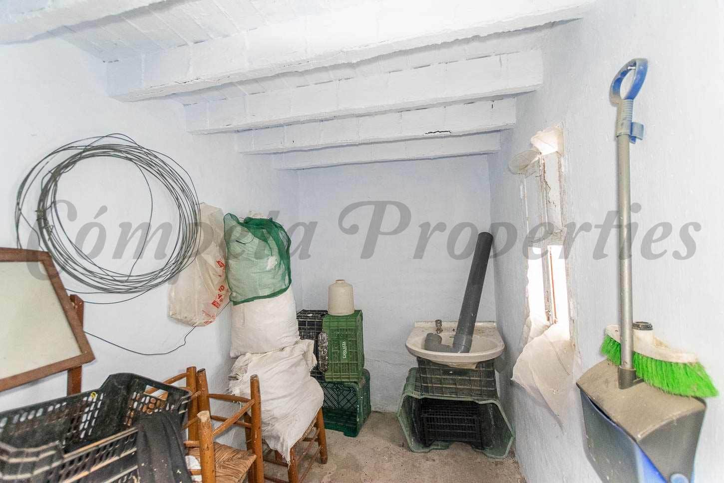 Finca/Landehus til salg i Canillas de Aceituno - € 160.000 (Ref: 10075996)