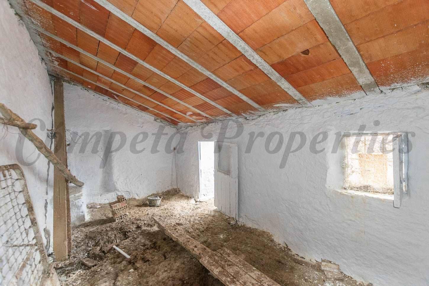 Finca/Landehus til salg i Canillas de Aceituno - € 160.000 (Ref: 10075996)