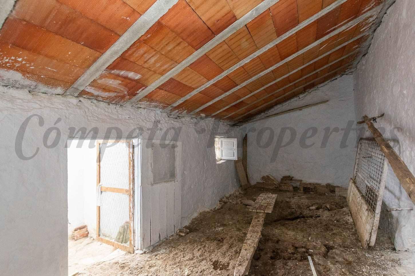 Finca/Landehus til salg i Canillas de Aceituno - € 160.000 (Ref: 10075996)
