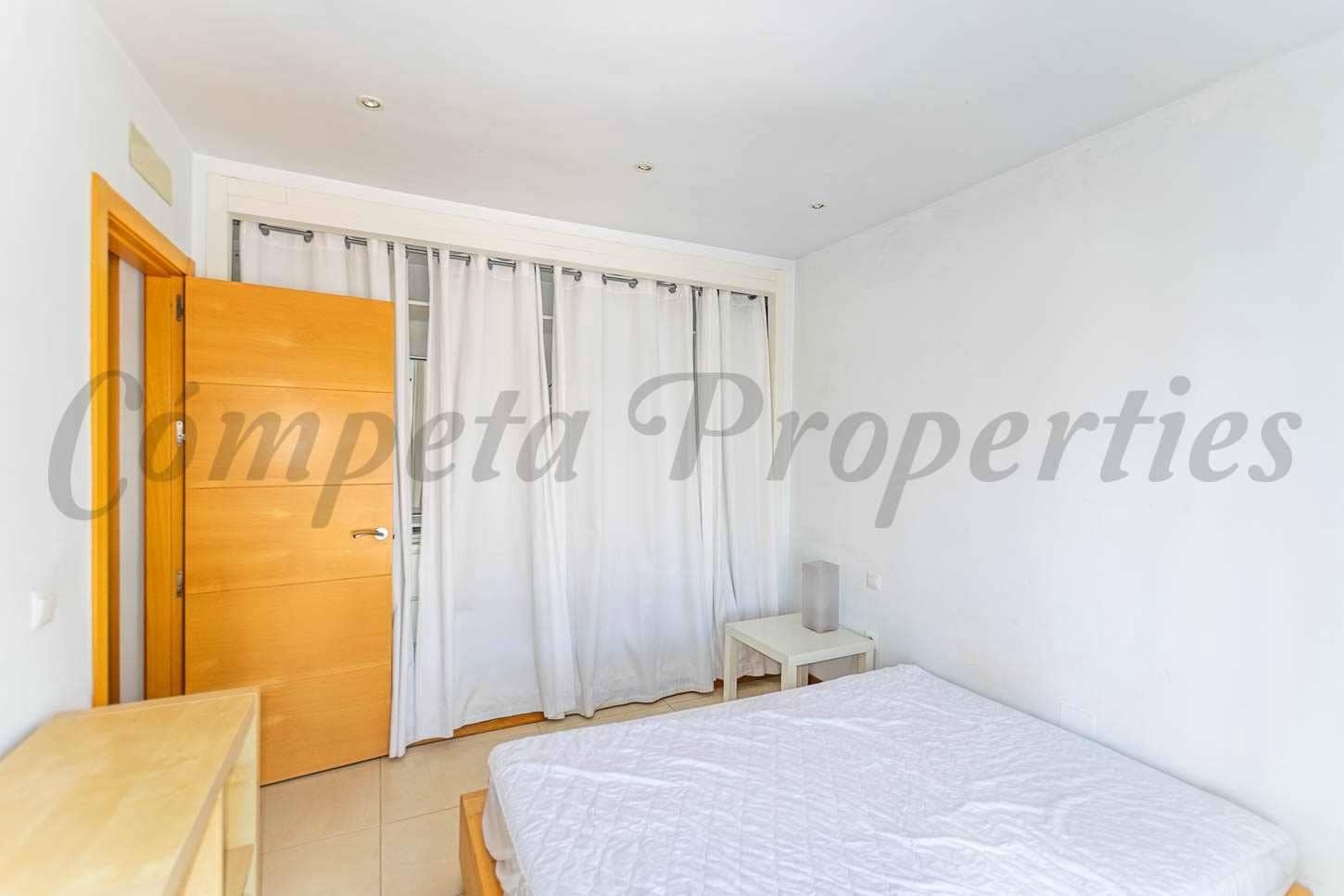 3 soveværelse Finca/Landehus til salg i Sayalonga med swimmingpool - € 1.100.100 (Ref: 10075998)