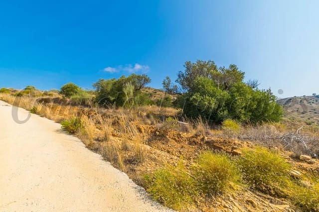 Grunde uden byggetilladelser til salg i Torrox Pueblo, Torrox - € 89.000 (Ref: 10076002)