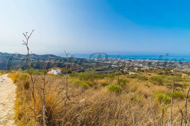 Grunde uden byggetilladelser til salg i Torrox Pueblo, Torrox - € 89.000 (Ref: 10076002)
