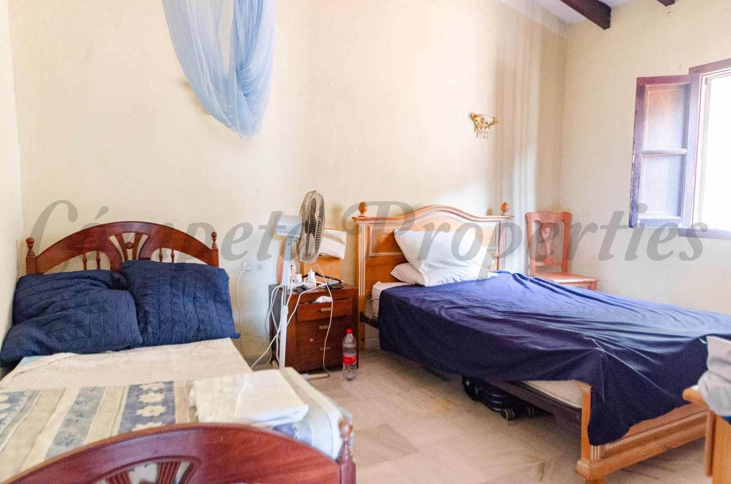 2 sypialnia Finka/Dom wiejski na sprzedaż w Competa z basenem garażem - 470 000 € (Ref: 10076004)