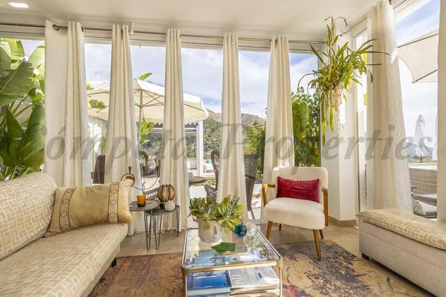 4 sypialnia Finka/Dom wiejski na sprzedaż w Cómpeta z basenem - 995 000 € (Ref: 10076012)