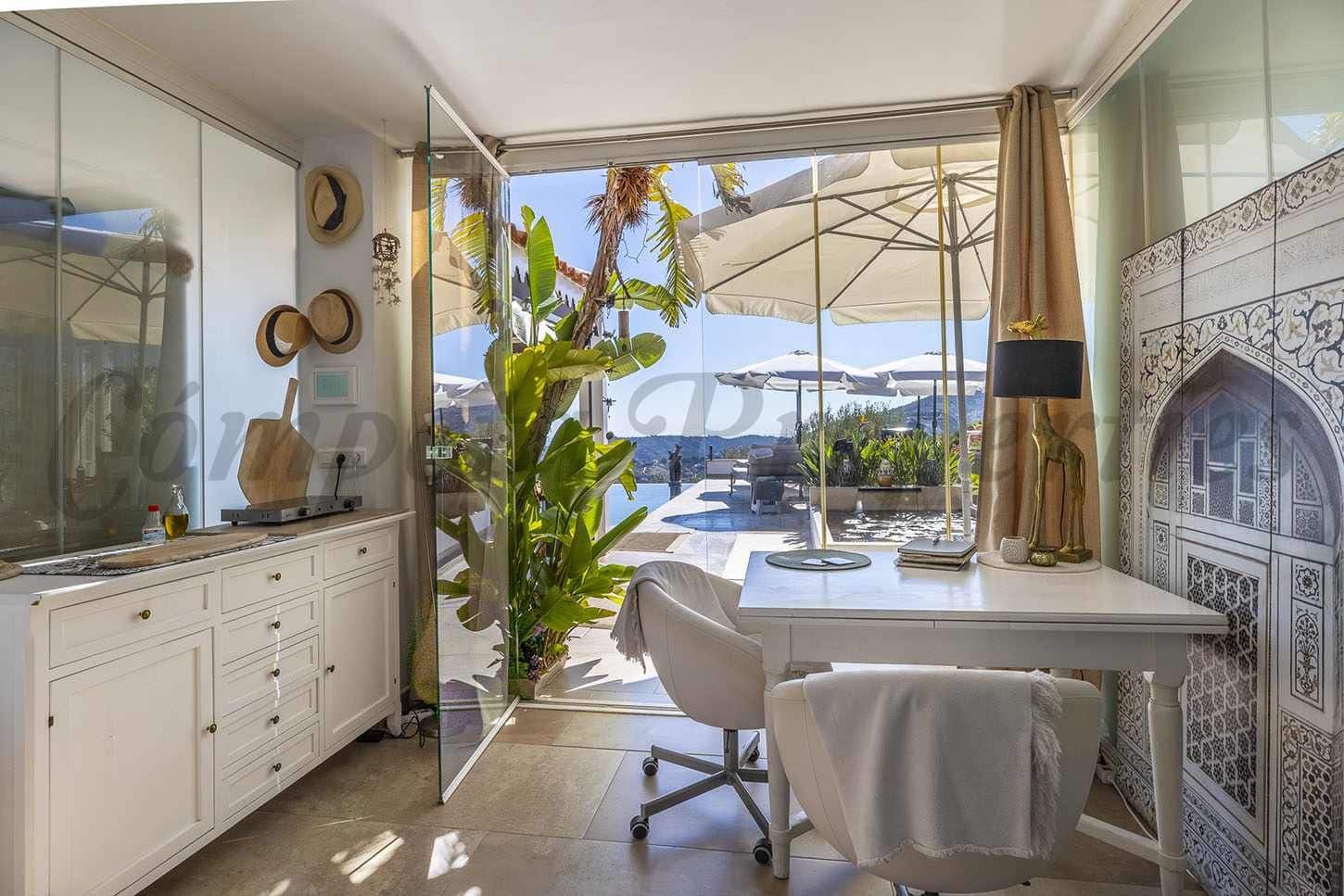4 makuuhuone Maalaistalo myytävänä paikassa Competa mukana uima-altaan - 995 000 € (Ref: 10076012)