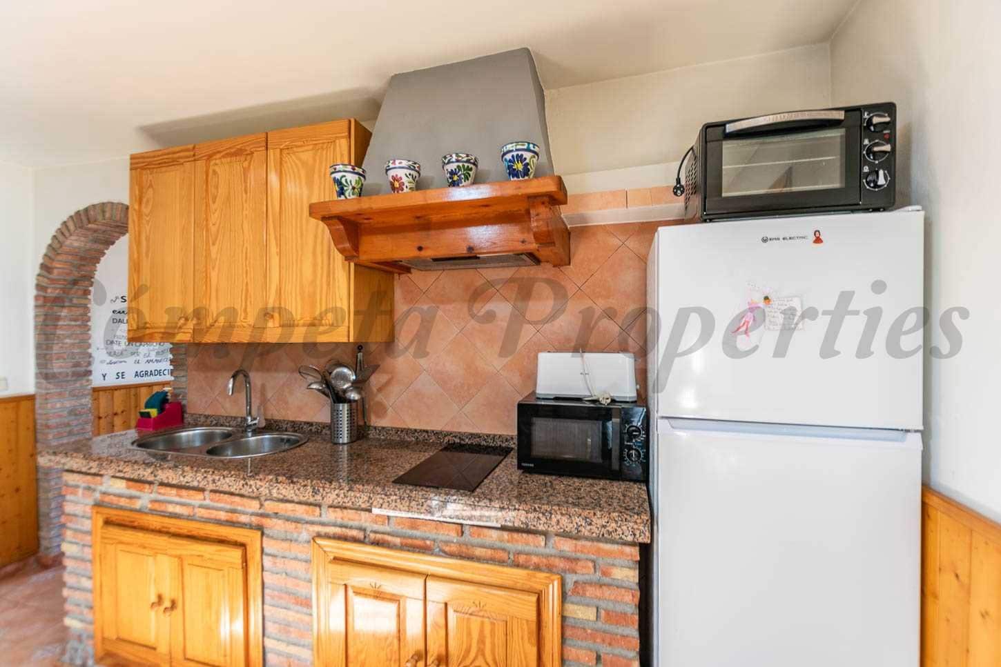 3 sypialnia Finka/Dom wiejski na sprzedaż w Sayalonga z basenem - 365 000 € (Ref: 10076017)