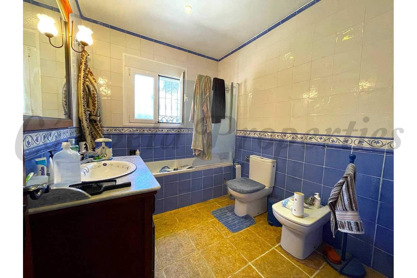 4 bedroom Finca/Country House for sale in Competa with garage - € 355,000 (Ref: 10076019)