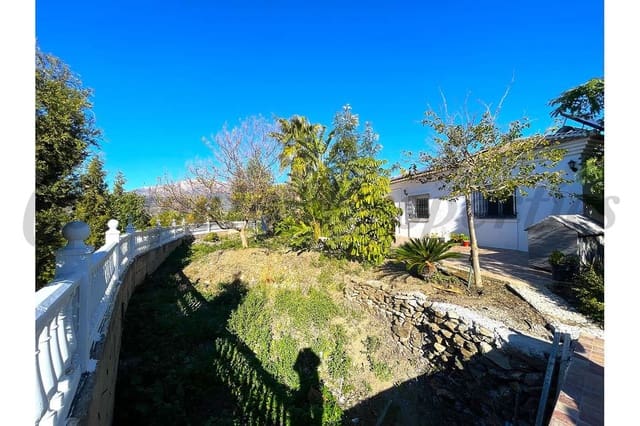 4 bedroom Finca/Country House for sale in Cómpeta with garage - € 355,000 (Ref: 10076019)