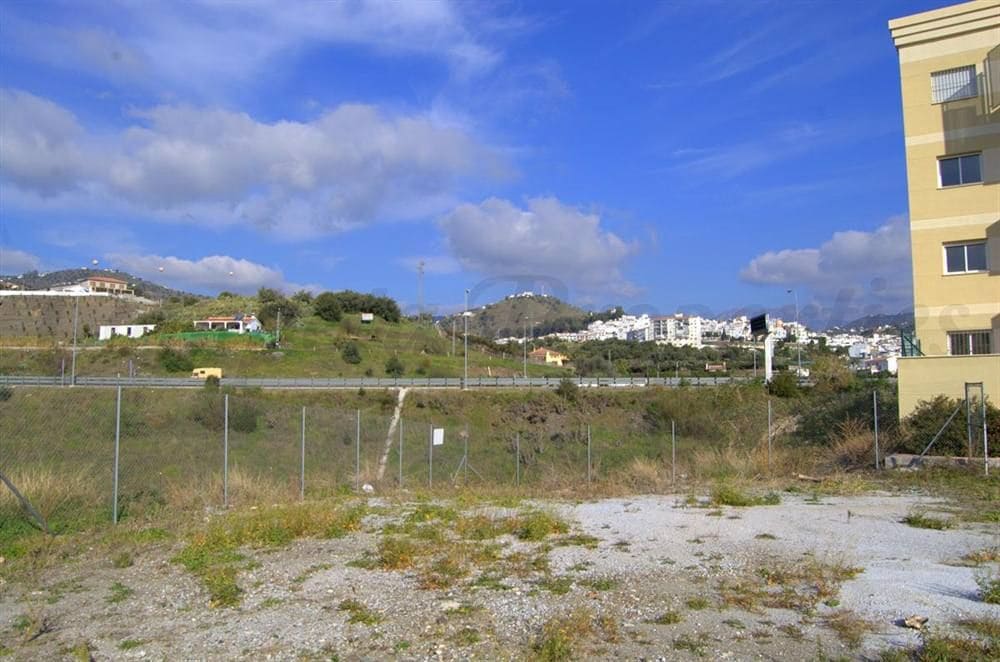 Building Plot for sale in Torrox - € 78,000 (Ref: 10076025)