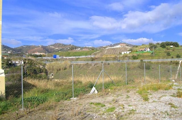 Building Plot for sale in Torrox Pueblo, Torrox - € 78,000 (Ref: 10076025)