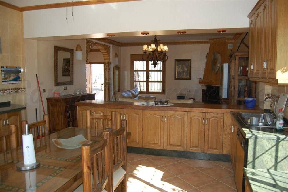 4 sypialnia Finka/Dom wiejski na sprzedaż w Sedella z basenem garażem - 505 000 € (Ref: 10076026)