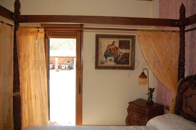 4 sypialnia Finka/Dom wiejski na sprzedaż w Sedella z basenem garażem - 505 000 € (Ref: 10076026)