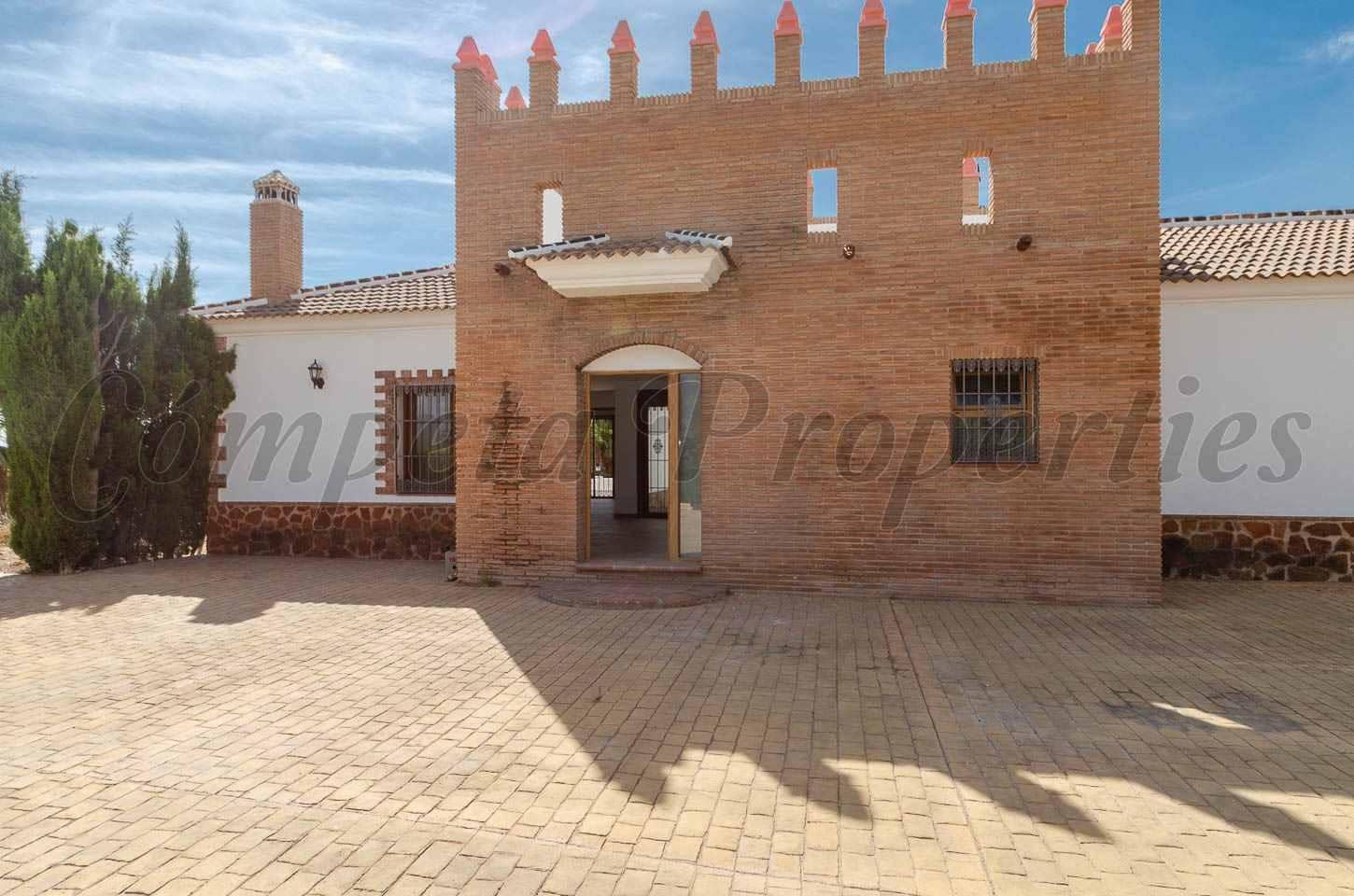 4 bedroom Finca/Country House for sale in Sedella with pool garage - € 399,000 (Ref: 10076026)