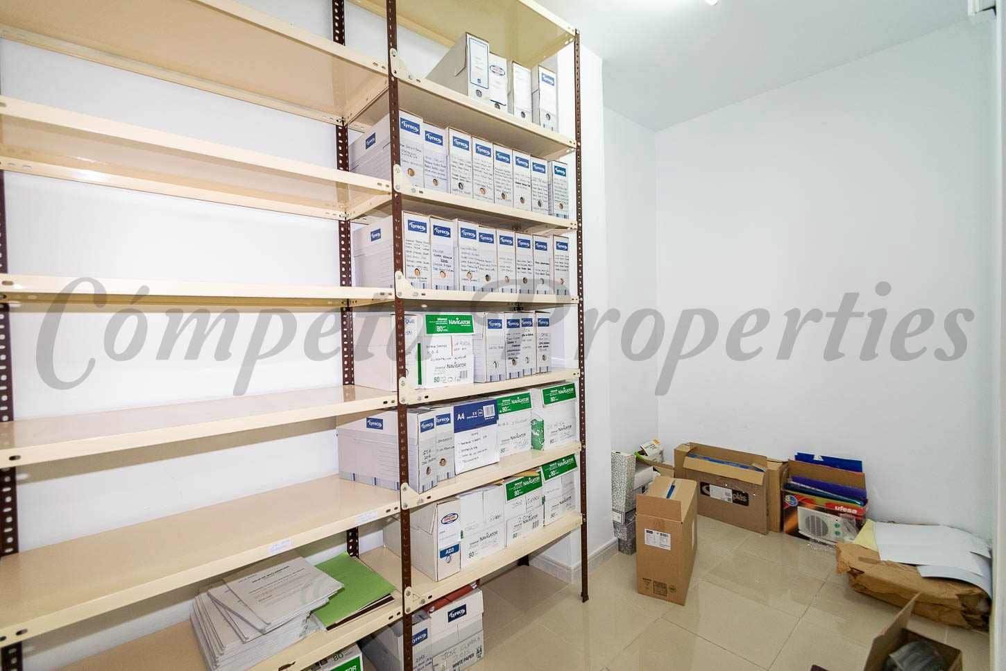 Local Comercial en Torrox en venta - 199.000 € (Ref: 10076028)