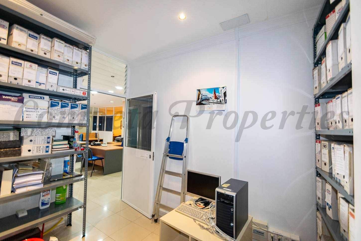 Local Comercial en Torrox en venta - 199.000 € (Ref: 10076028)