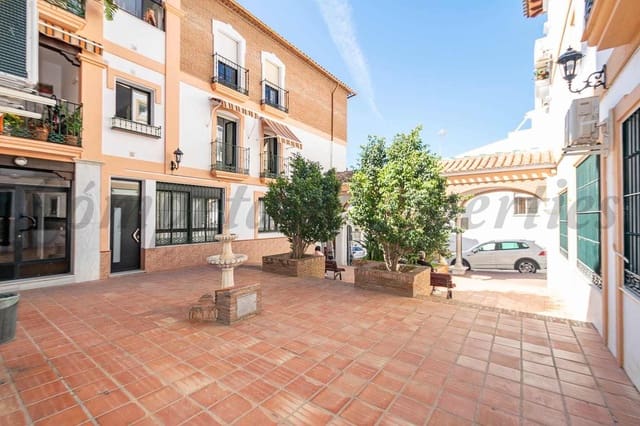 Kommersiell til salgs i Torrox Pueblo, Torrox - € 199 000 (Ref: 10076028)