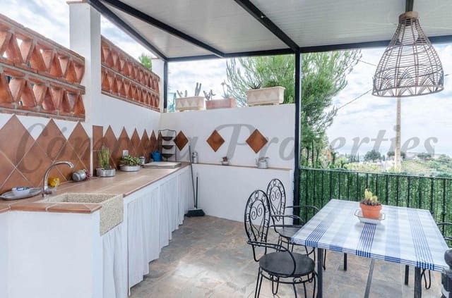 Finca/Maison de Campagne de 3 chambres de location de vacances à Torrox Pueblo, Torrox avec piscine garage - 1 738 € (Ref: 10076032)