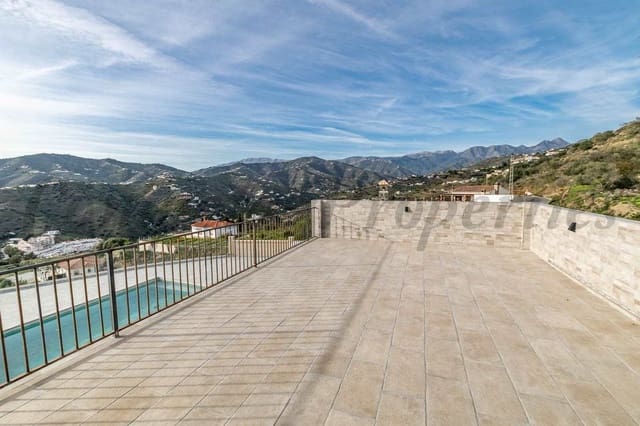 Finca/Maison de Campagne de 3 chambres de location de vacances à Torrox Pueblo, Torrox avec piscine - 1 875 € (Ref: 10076033)